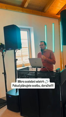 Je mi ctí, že můžu už potřetí moderovat během zápasů Ligy mistrů Champions club. Je to prostor pro partnery…