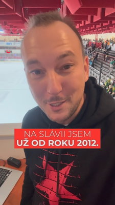 Takhle to má podle mě vypadat na svatbě hned po obřadě a průchodu špalírem. Párty od začátku až do konce 🕺 …